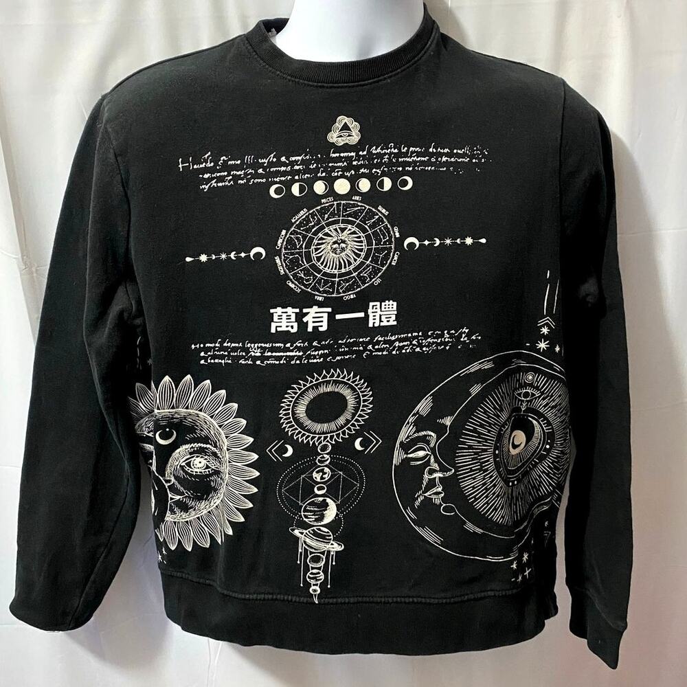 Blind Rooster astrology celestial sweatshirt size small Black and white